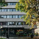 Отель The Social Hub West 4 Star 4*