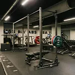Отель The Social Hub West 4 Star