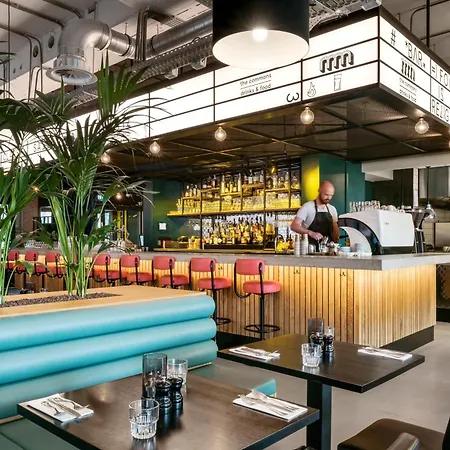 The Social Hub West 4 Star Hotel Amsterdam