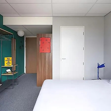 The Social Hub West 4 Star Hotel