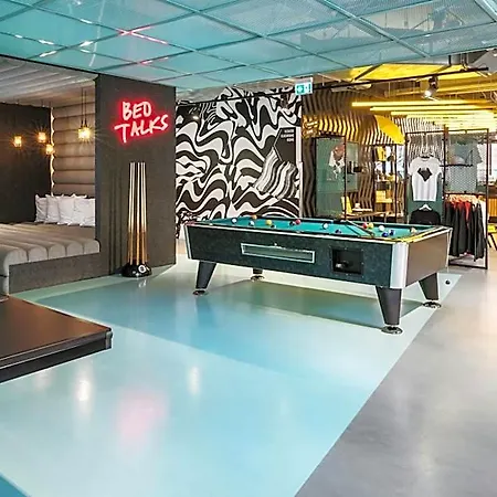 The Social Hub West 4 Star Hotel Amsterdam