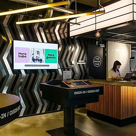 Hotel The Social Hub West 4 Star