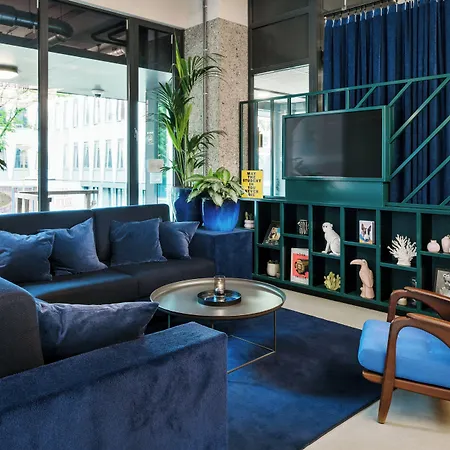 The Social Hub West 4 Star 4*
