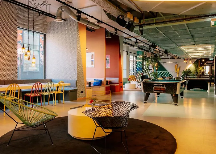 The Social Hub West 4 Star 4*