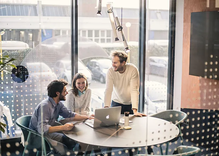 The Social Hub West 4 Star Hotel