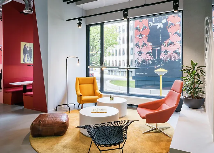 The Social Hub West 4 Star 4*