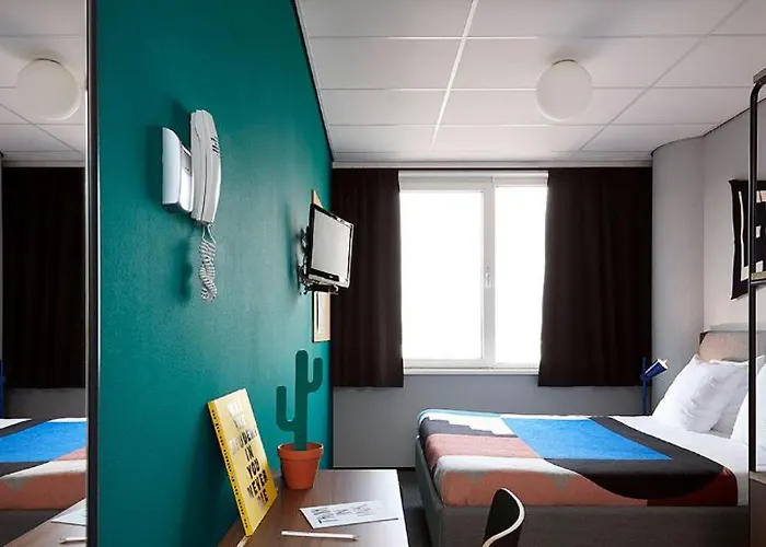 The Social Hub West 4 Star 4* Amesterdão