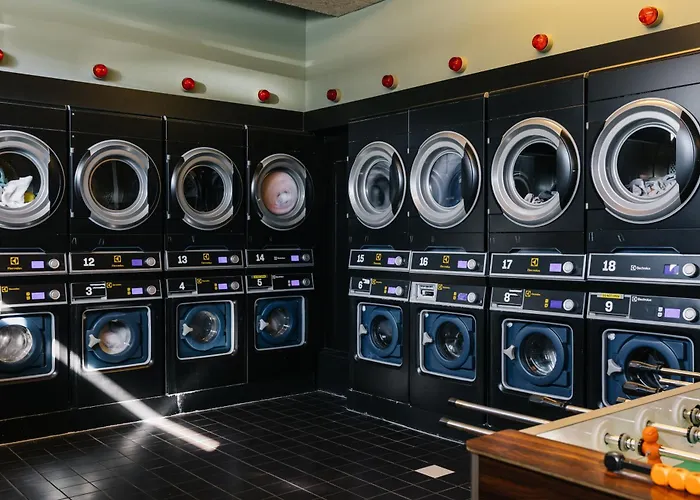 The Social Hub West 4 Star Hotel 4*